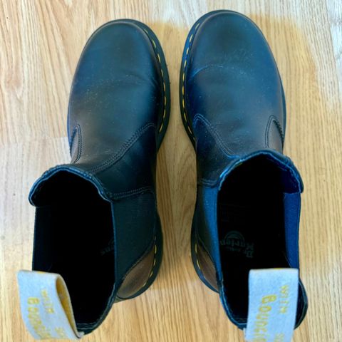 Dr Martens str 40 selges