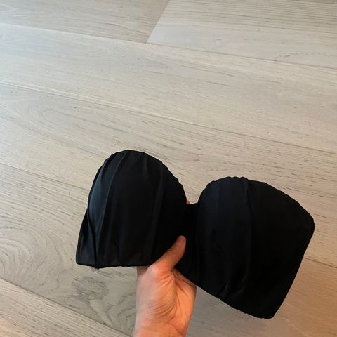 Bikini topp størrelse 75B