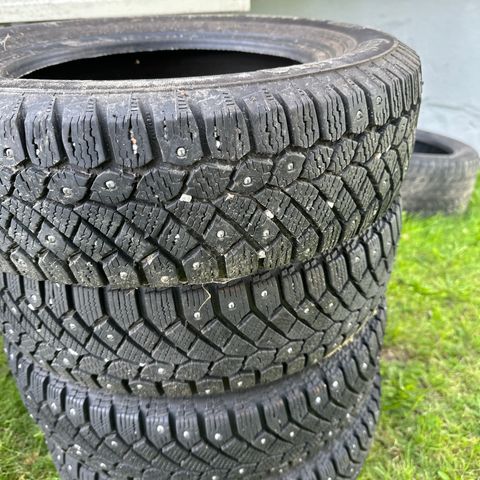 155/70 R 13 vinterdekk