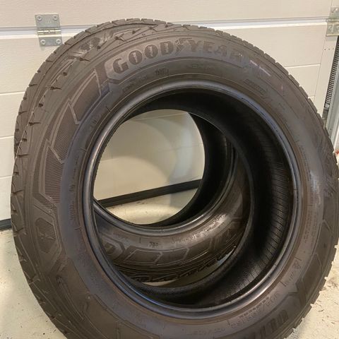 205/65R16C dekk