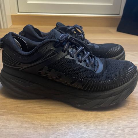 Hoka bondi 7 svart str 40