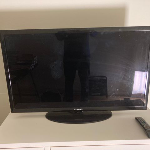 Samsung 40’ modell UE40D5004BW