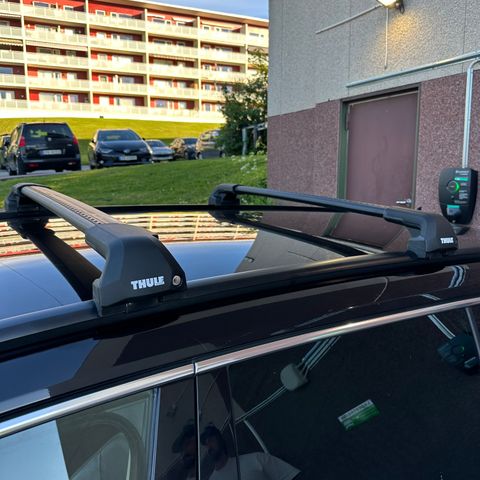 Takstativ Thule WingBar Edge svart til Volvo XC60 5-dr SUV 2017-2024