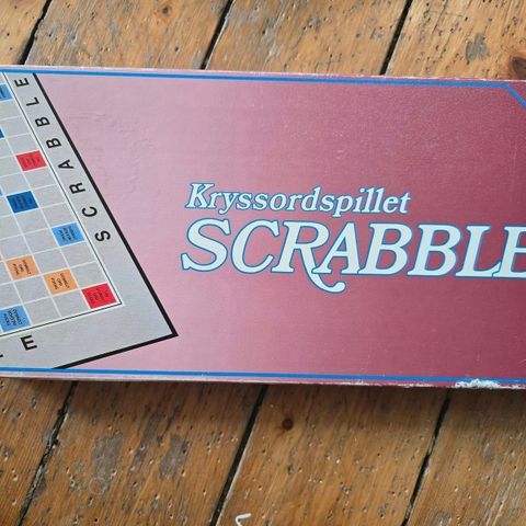 Kryssordspillet Scrabble, selges!