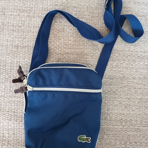 Lacoste liten bag