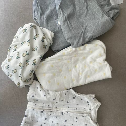 Swaddle/sovepose til Baby