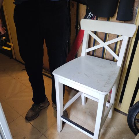 Bar stool for free