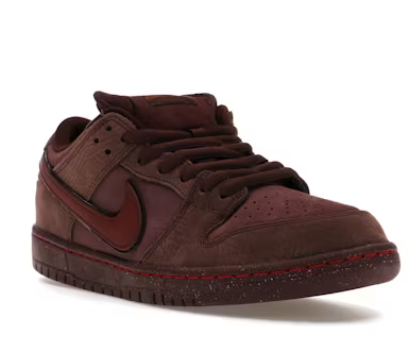 Nike SB Dunk Low City of Love Burgundy Crush US 9.5 EU 43