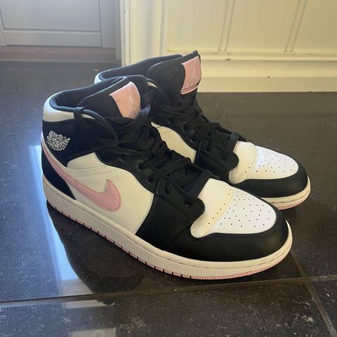 Jordan 1