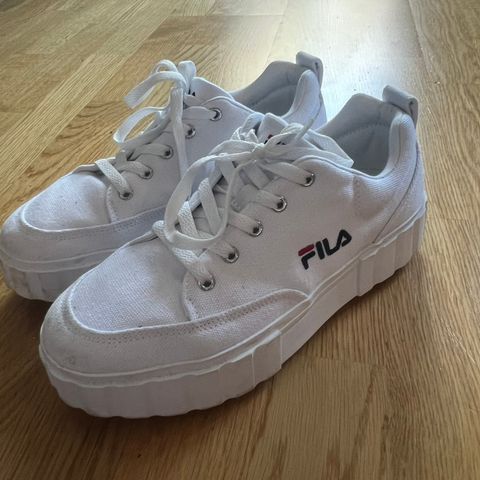 Fila sko