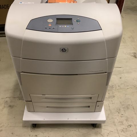 HP Color Laser Jet 5550 dtn