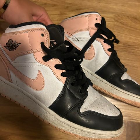 Air jordan 1 mid