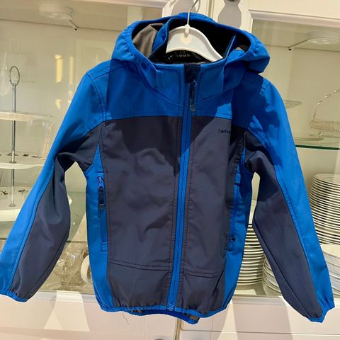 Softshell jakke strl 104 Jotunheim