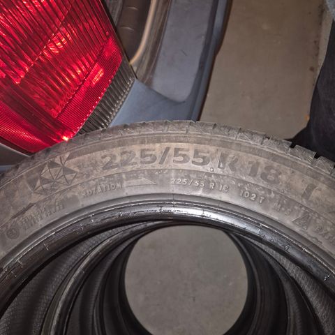 225/55r18 Conti vinterdekk