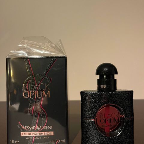 Yves Saint Laurent Black Opium EDP Neon 30 ml