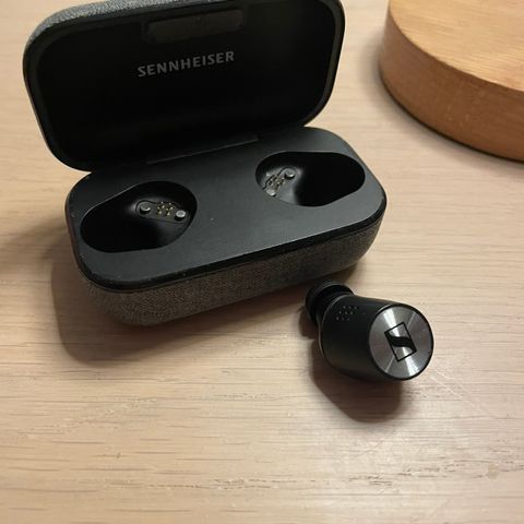 Sennheiser Momentum True Wireless 2, KUN VENSTRE