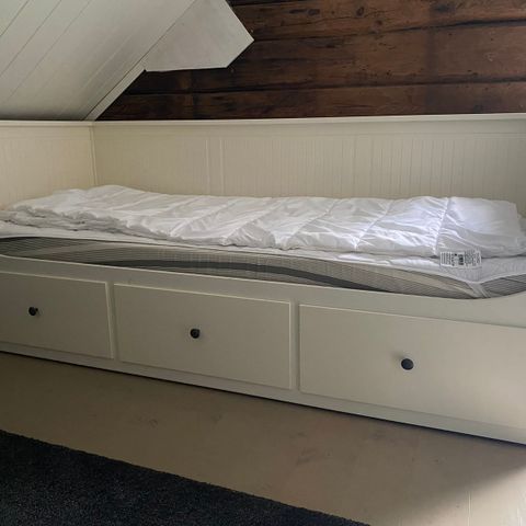 IKEA Hemnes seng