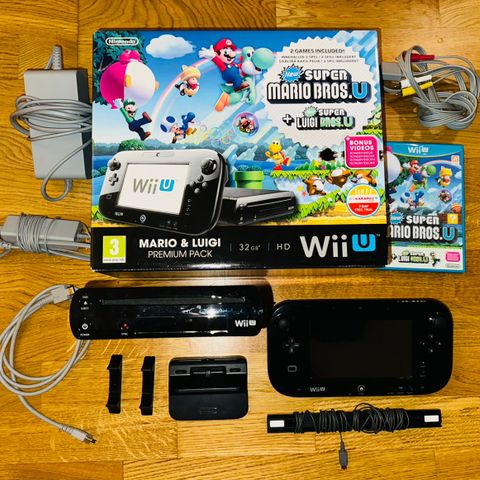 Nintendo Wii U 32 Gb Mario & Luigi Premium Package m/Spill