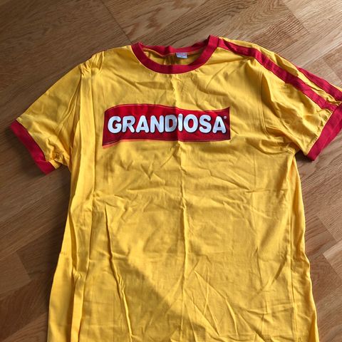 Sjelden grandiosa tshirt, ikke brukt,