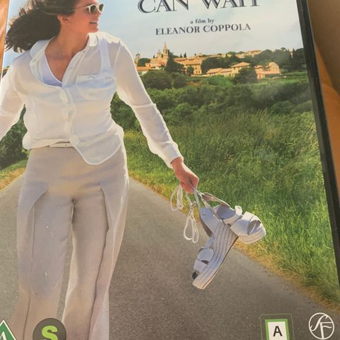 PARIS CAN WAIT