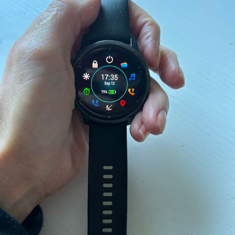 Garmin Venu2 - pent brukt, uten lader