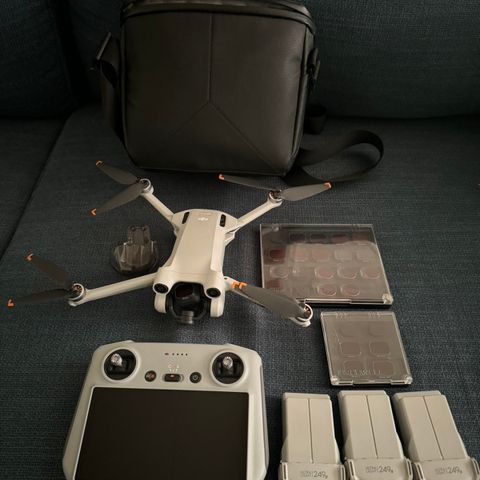 DJI Mini 3 Pro, Flymore combo med Smart Controller!