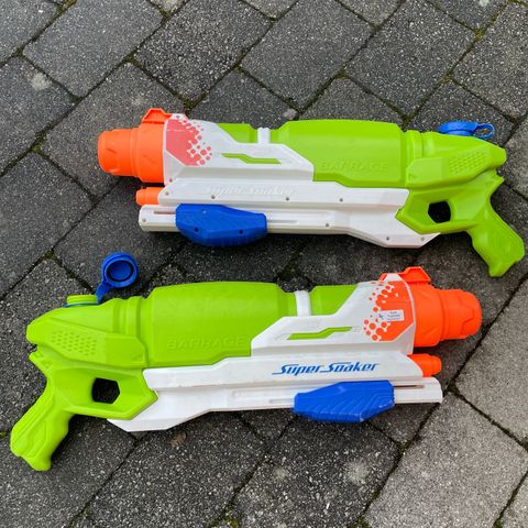 Vannpistoler fra super soaker