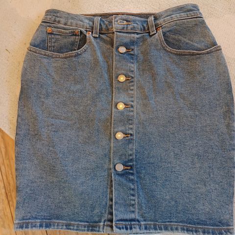 Levis skjørt denim str.29