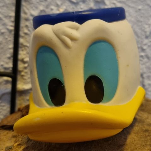 Donald Duck kopp selges