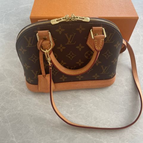 Louis Vuitton Alma BB