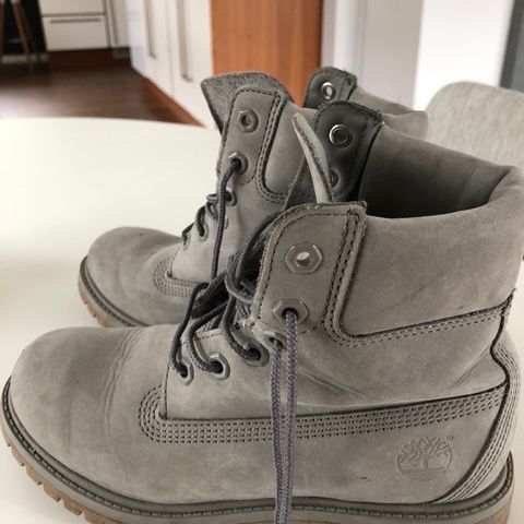 Timberland Premium boots  str 37.5 i lysgrå semsket skinn