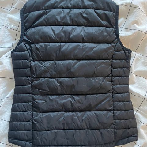 CRW vest str 134/140