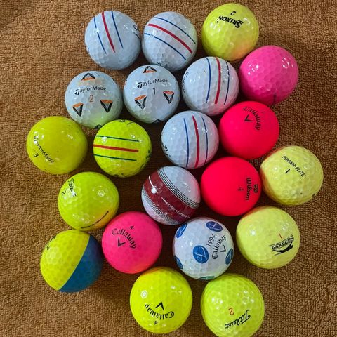 Selger 250 golfballer samlet, billig! 6kr pr golfball uansett merke/type