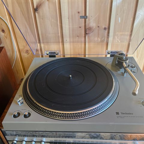 Technics SL-1500