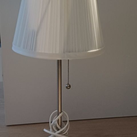 Lampe, pent brukt, interiør