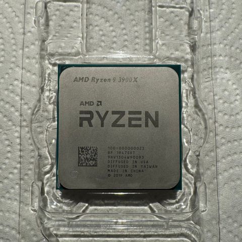 AMD Ryzen 9 3900X AM4 Prosessor inkl. kjøler!