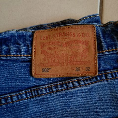 Levi's 502