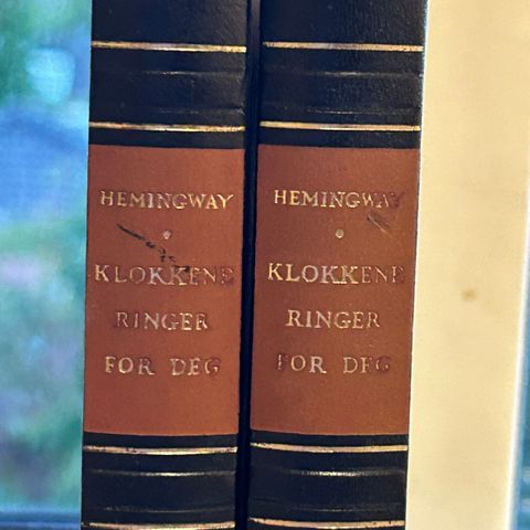 Ernest Hemingway (2 bind) Klokkene Ringer For Deg (1958/1968)