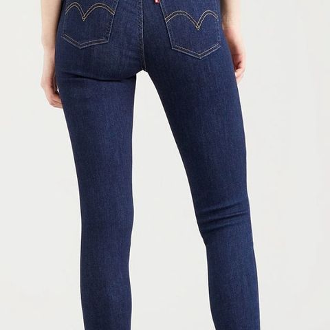 Levi’s skinny jeans