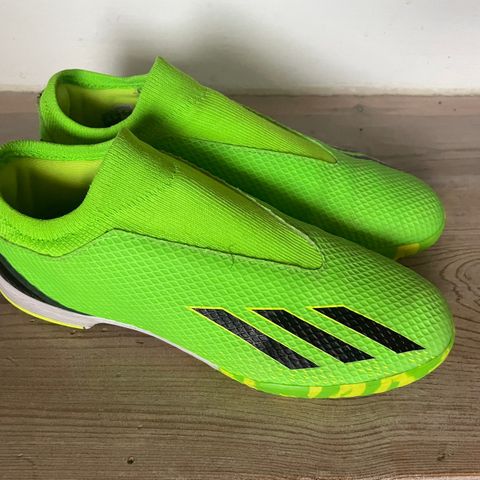 Fotballsko, Adidas speedportal, grus, str 38