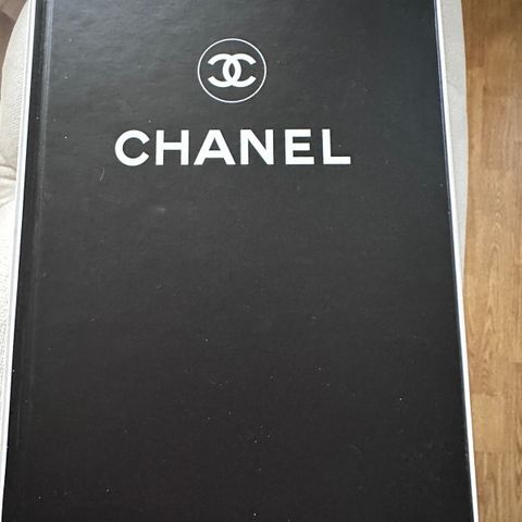 Chanel notatbok