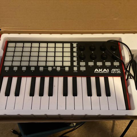 Akai Apc key 25