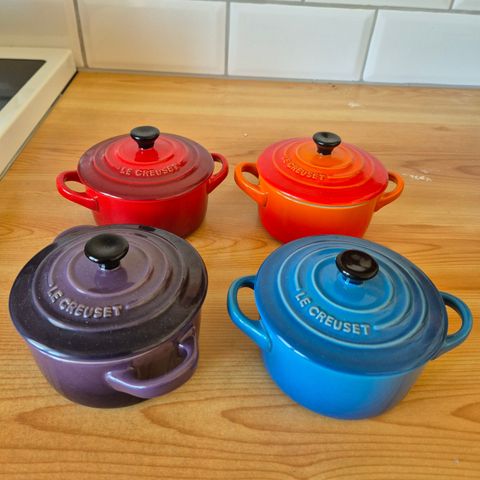 4 stk Le Creuset små gryter