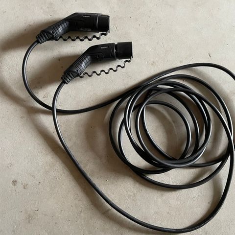 Kabel elbil type 1 til type 2