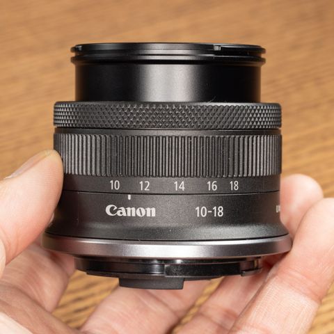 Canon RF-S 10-18 mm F/4,5-6,2 IS STM