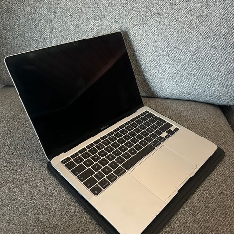 MacBook Air M1 2020