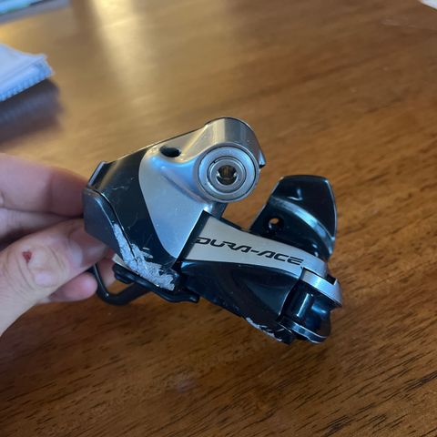 Shimano Dura Ace RD-9070 DI2 bakgir (missing half of cage)