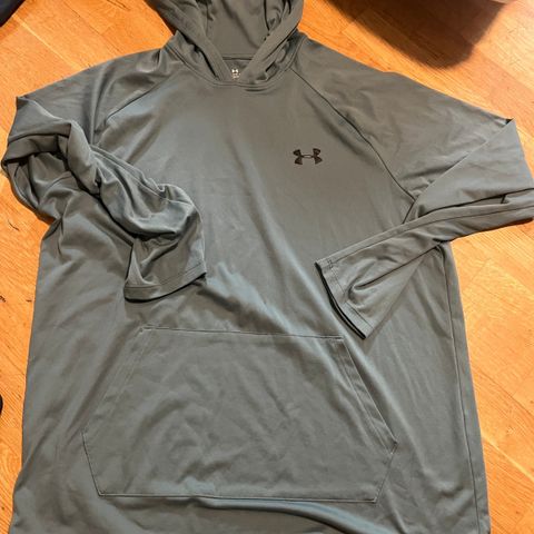 Under Armour Heatgear pullover