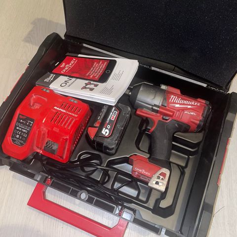 Milwaukee M18 muttertrekker