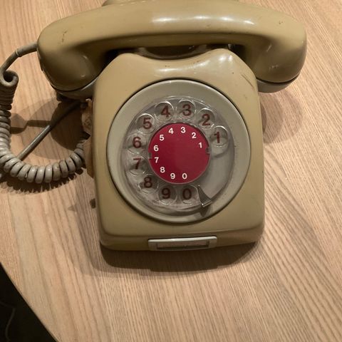 Gammel telefon